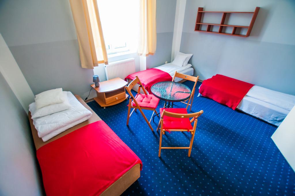 Red Carpet Hostel Krasków Eksteriør bilde