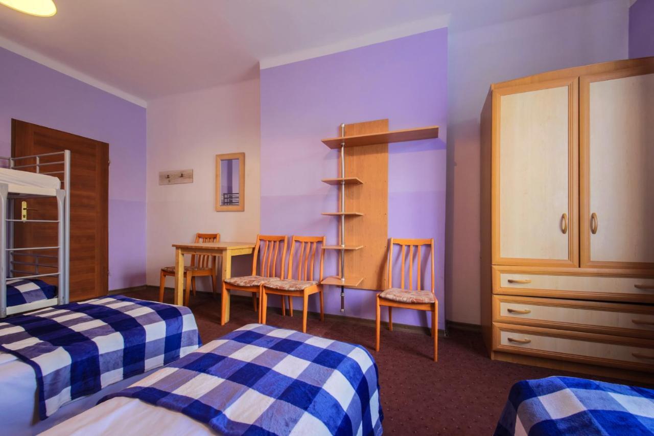 Red Carpet Hostel Krasków Eksteriør bilde