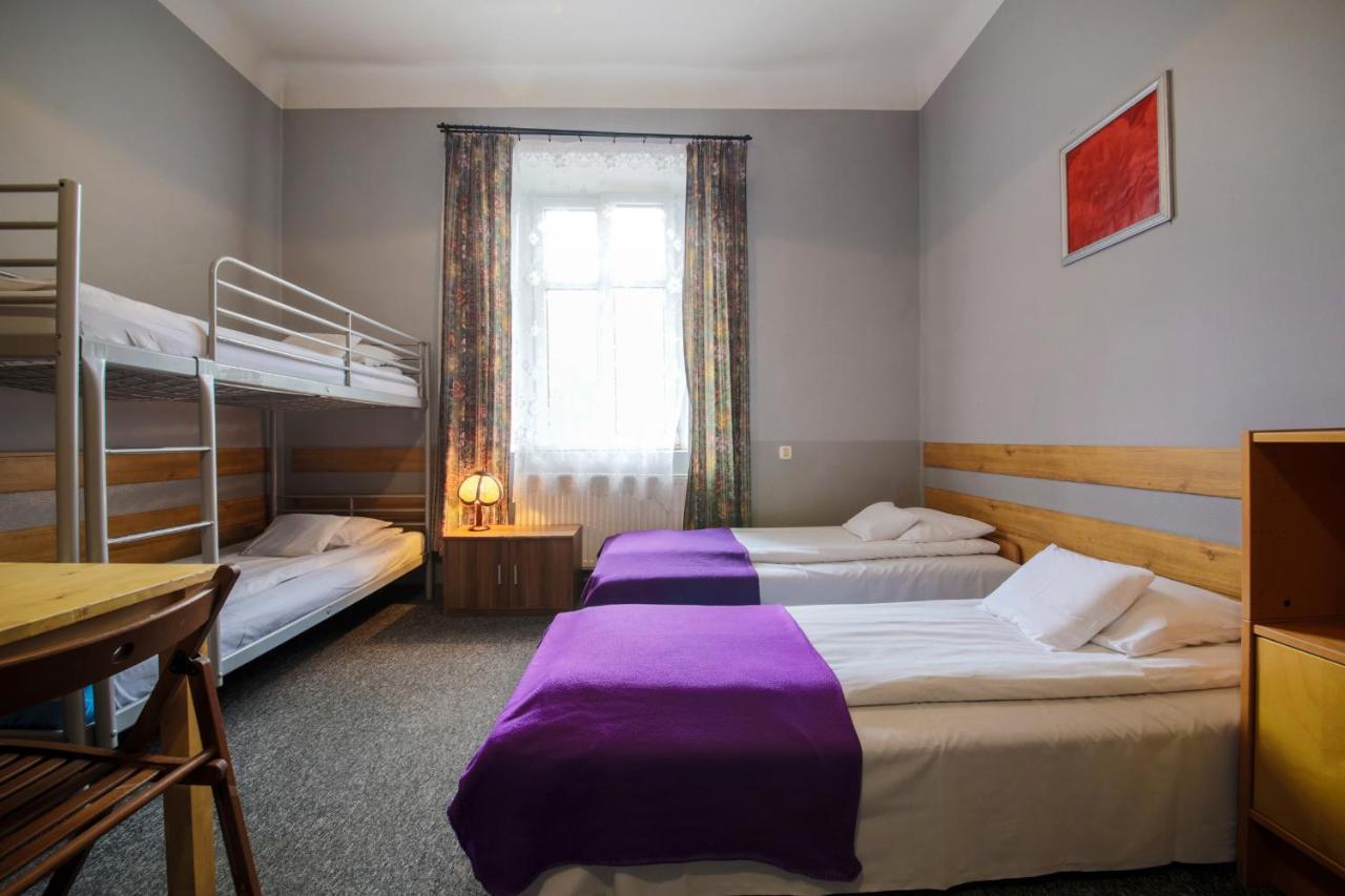 Red Carpet Hostel Krasków Eksteriør bilde