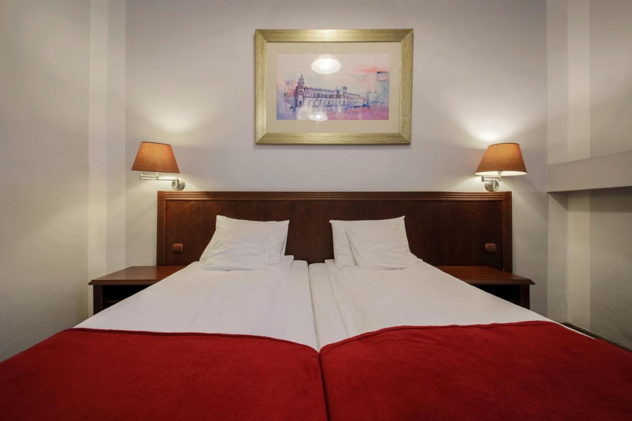 Red Carpet Hostel Krasków Eksteriør bilde